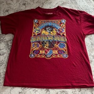 Liquid Blue Men's distressed Grateful Dead  Graphic Tee used has a few holes
